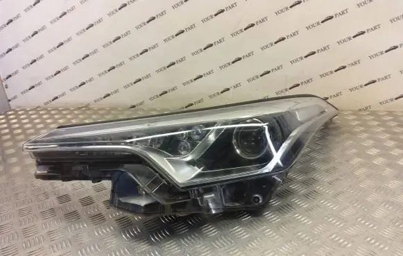 Toyota C-HR I Headlight/headlamp 81150-F4011