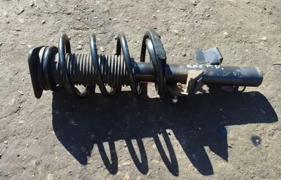 Mazda 5 Front shock absorber with coil spring