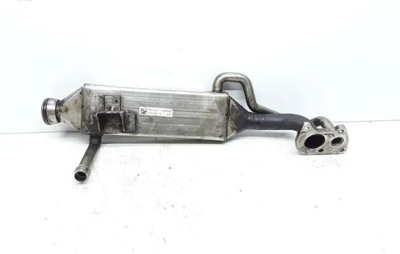 Mercedes-Benz CLS C219 EGR valve cooler 16421400975