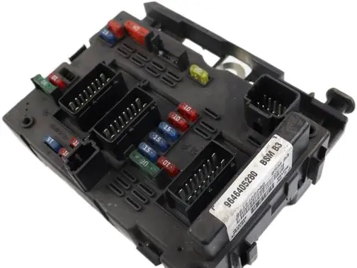 Peugeot 807 Fuse module 9646405280 15103898 BSMB3