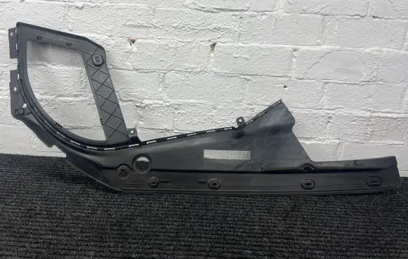 BMW 5 GT F07 Other engine bay part 7042984 10808611