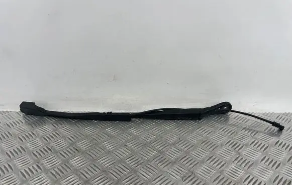 BMW 3 G20 G21 Windshield/front glass wiper blade 9448920