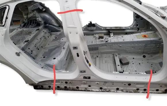 BMW i4 Pillar (middle) 