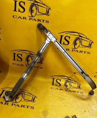BMW 5 G30 G31 G38 Fuel tank mounting bracket 7383181