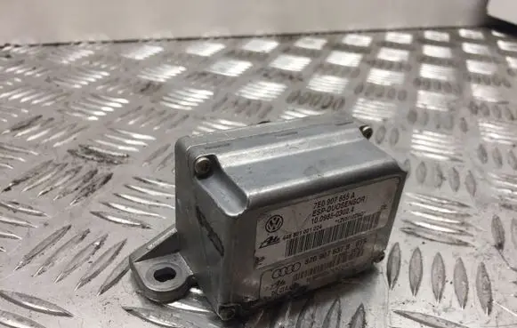 Volkswagen Golf IV ESP acceleration yaw rate sensor 7E0907655A 517
