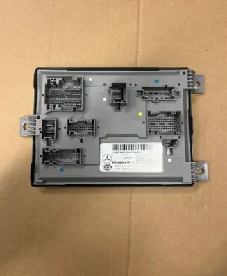 Mercedes-Benz E W213 SAM control unit A2139009922 A2139015306 A1679024501