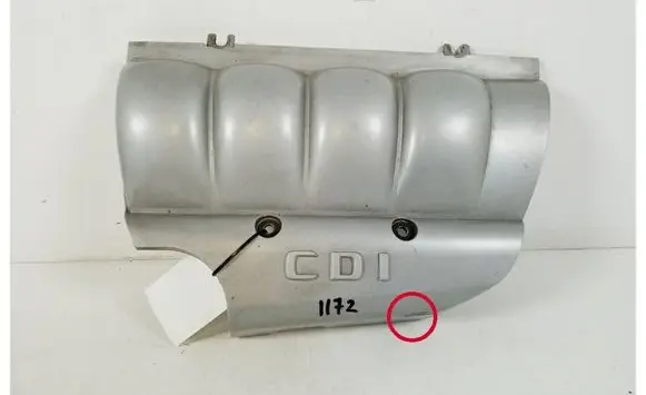 Mercedes-Benz E W210 Engine cover (trim) A6110100467
