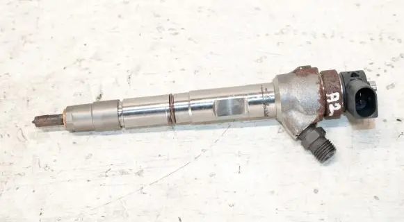 Audi A6 S6 C7 4G Fuel injector 04L130277AE 0445110471