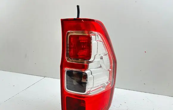 Ford Ranger Rear/tail lights B3913405