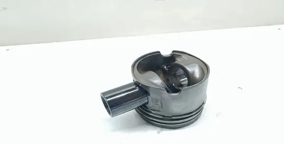 BMW 1 E81 E87 Piston 03R42008 084088