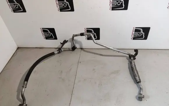 Volkswagen PASSAT B6 Air conditioning (A/C) pipe/hose 3C0820743BF