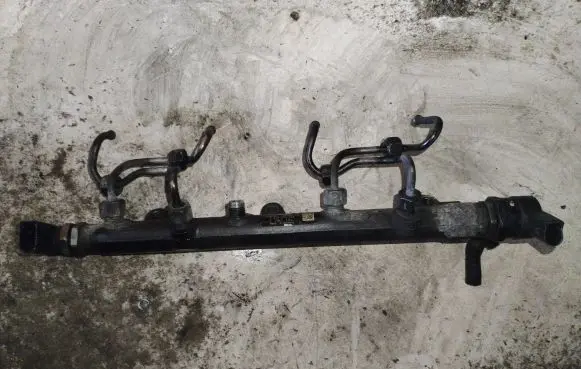BMW 3 E46 Fuel main line pipe 7787164 0445214030