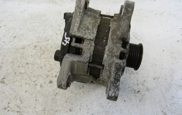Volkswagen Up Generator/alternator 04C903023B
