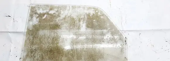 Ford Sierra Front door window glass four-door