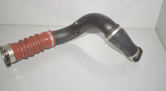 BMW 1 F40 Intercooler hose/pipe 9452508 13719452508