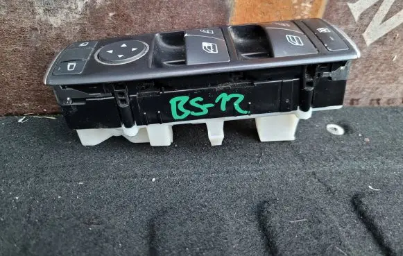 Mercedes-Benz E W212 Electric window control switch a2128208210