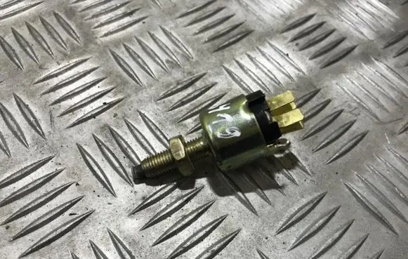 KIA Carnival Brake pedal sensor switch
