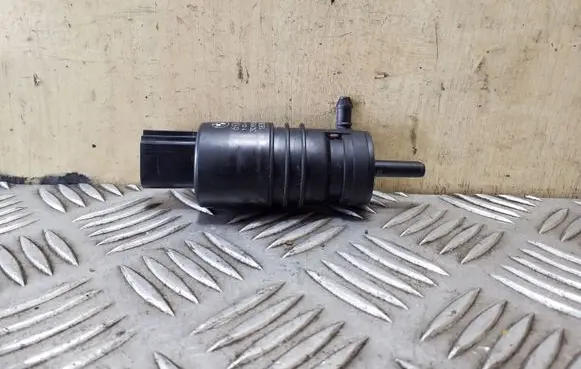 BMW X5 E70 Windscreen/windshield washer pump 67126934160 6934160