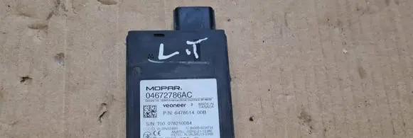 Chrysler Pacifica Blind spot module 04672786AC 633743500A