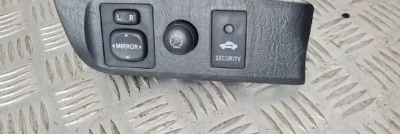 Toyota RAV 4 (XA20) Other switches/knobs/shifts