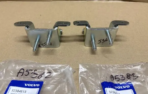 Volvo V60 Tailgate hinge 32384513