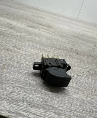 Toyota Camry Electric window control switch 3580u77