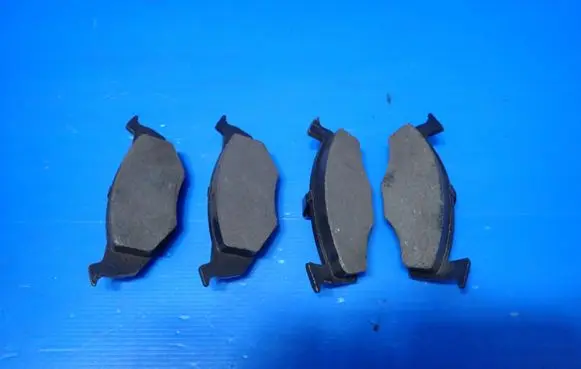 Citroen C4 II Brake pads (front) B110844 02381310