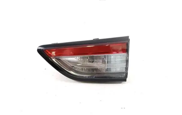 Tailgate rear/tail lights