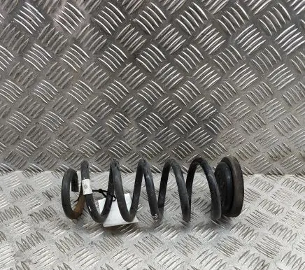 Audi A3 S3 8V Rear coil spring 5Q0511115 5Q0511115KG