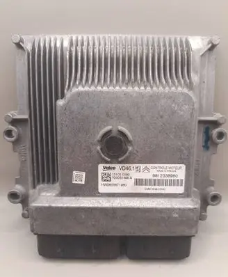 Peugeot 2008 I Engine control unit/module 9812338980 151050093 V29061498A