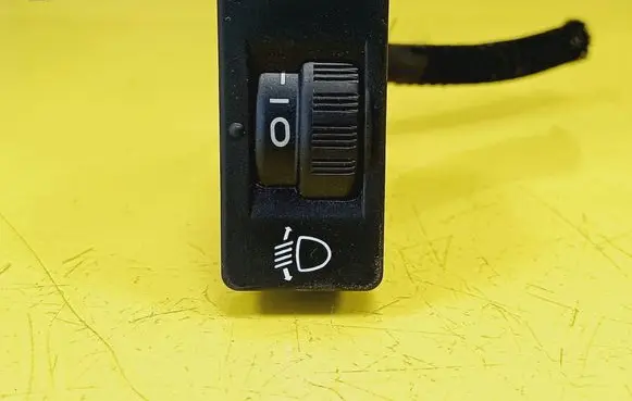Peugeot 207 Headlight level height control switch 96384422XT