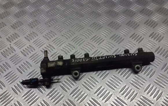 Suzuki Swift I Fuel main line pipe 46817523