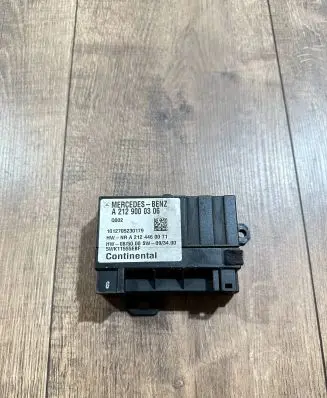 Mercedes-Benz E C207 W207 Fuel injection pump control unit/module A2129000306 5WK11555EBF A2124460071