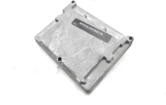 Ford Focus Engine control unit/module 5M5112A650SE