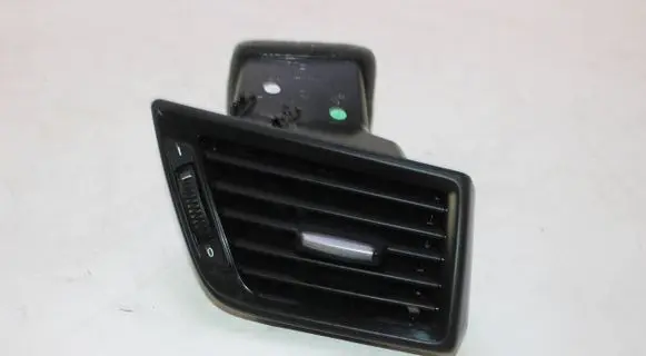 BMW X1 E84 Dashboard side air vent grill/cover trim 9258363 2288385 9258356