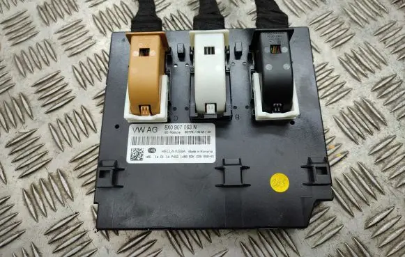 Audi A1 Comfort/convenience module 8X0907063N