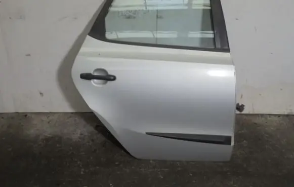 Hyundai i30 Rear door 