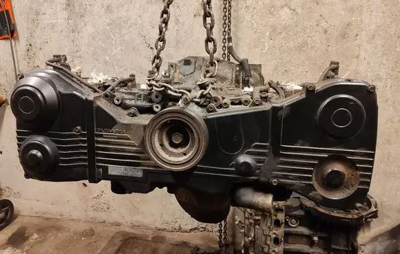 Subaru Legacy Engine EJ20