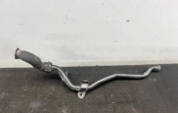 Audi A6 S6 C6 4F Engine coolant pipe/hose 06E121065G