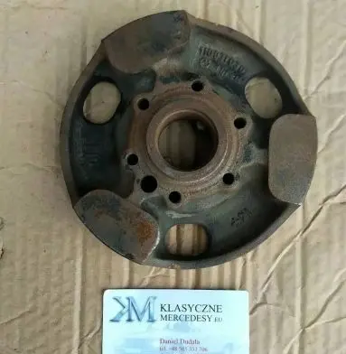 Mercedes-Benz W123 Crankshaft pulley 1100310307