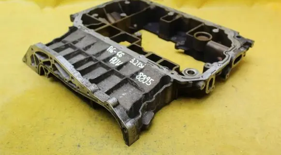 Audi A6 S6 C6 4F Oil sump 06E103603C