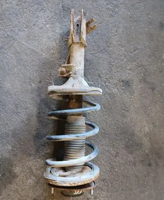 Front shock absorber with coil spring