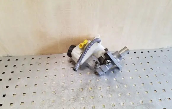 Opel Astra J Master brake cylinder 03350890501 41550110