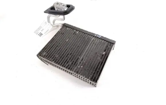 BMW X6 E71 Air conditioning (A/C) radiator (interior) 6806555