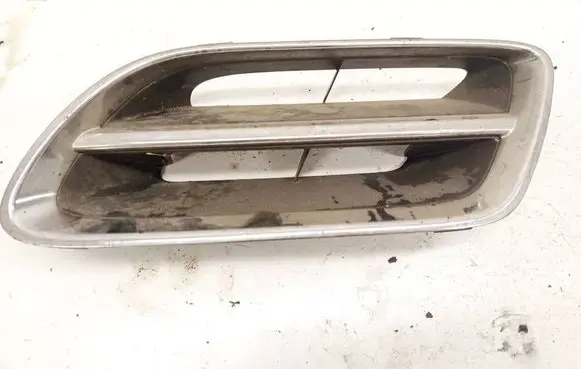 Nissan Primera Front grill 62332F