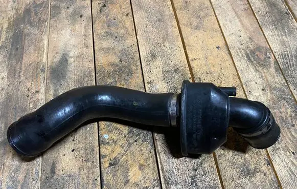 Mercedes-Benz C W202 Intercooler hose/pipe a6110981207 6110981207