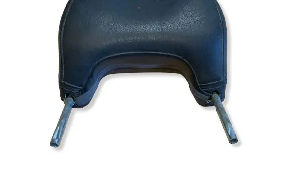 Volvo C70 Front seat headrest 