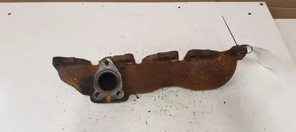 Opel Astra J Exhaust manifold 55565985 428702815