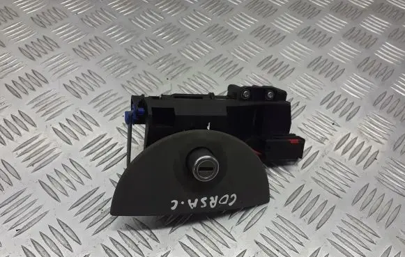 Opel Corsa C Tailgate opening switch 09183495