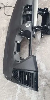 BMW 1 E81 E87 Dashboard brak